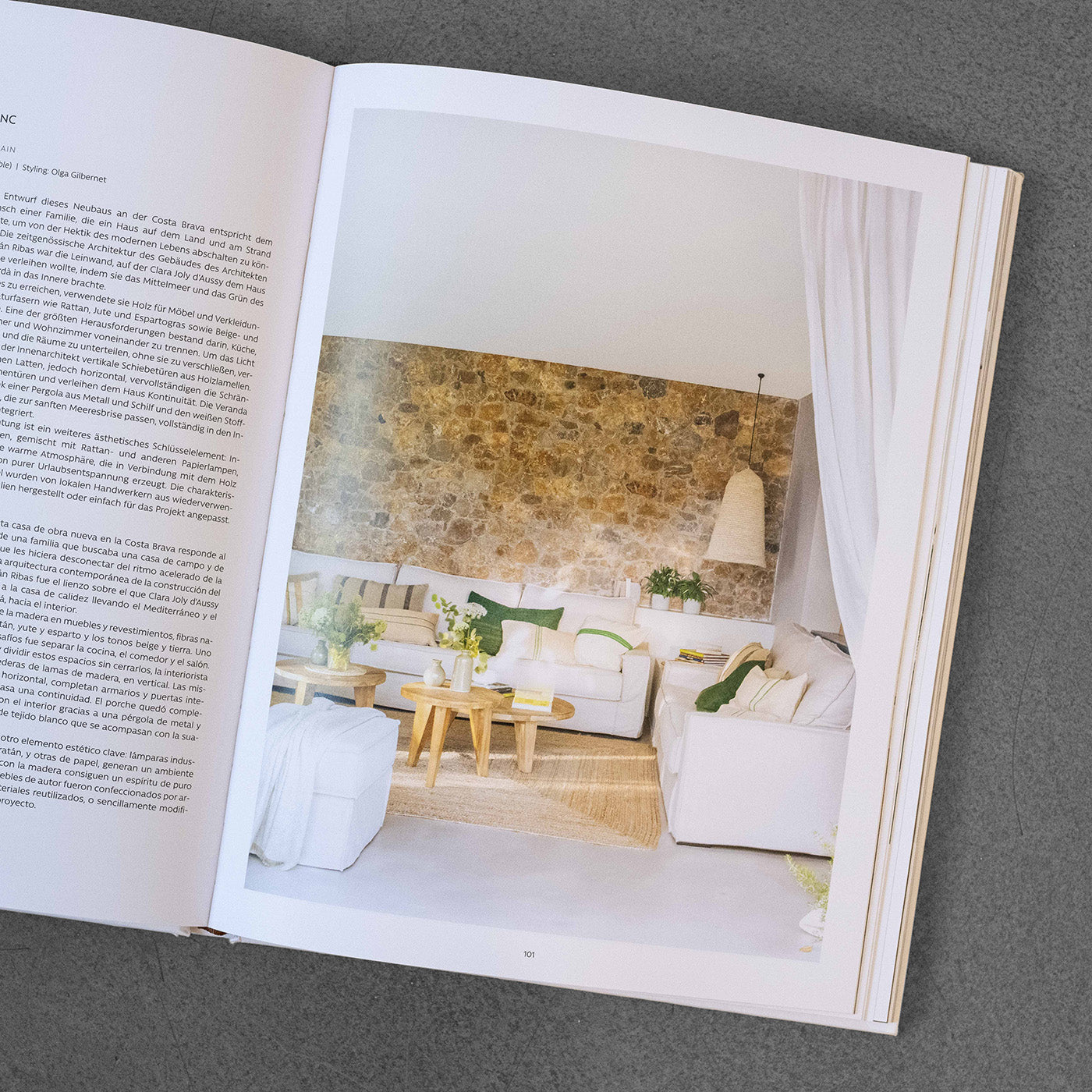 Slow Living: Feel-Good Spaces for Contemporary Life