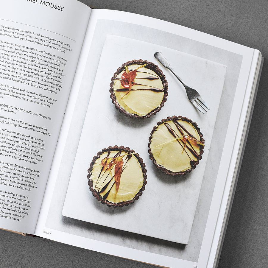 Italian Bakery : Step-by-Step Recipes with the Silver Spoon