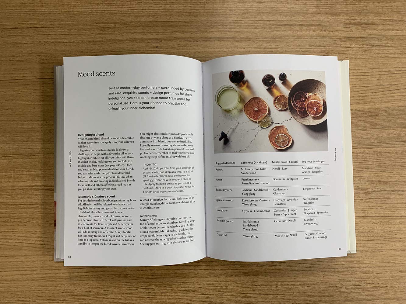 A Scented Life: Aromatherapy Reimagined - Pat Princi-Jones