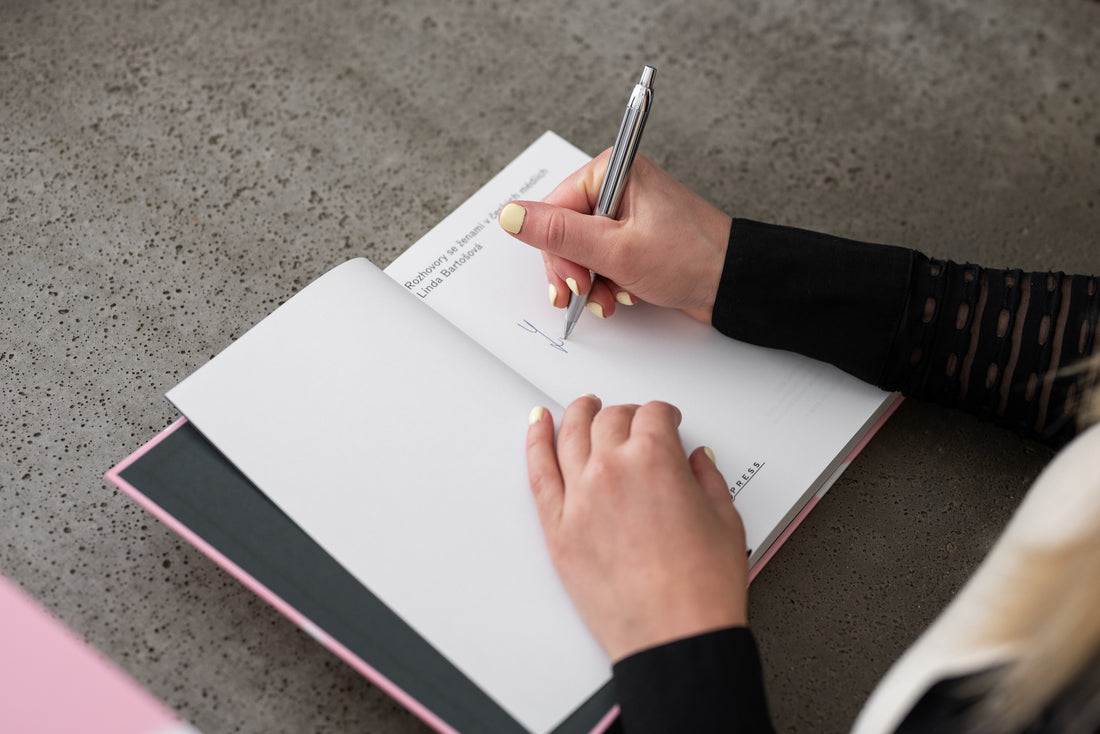 Linda Bartošová: Novinářky