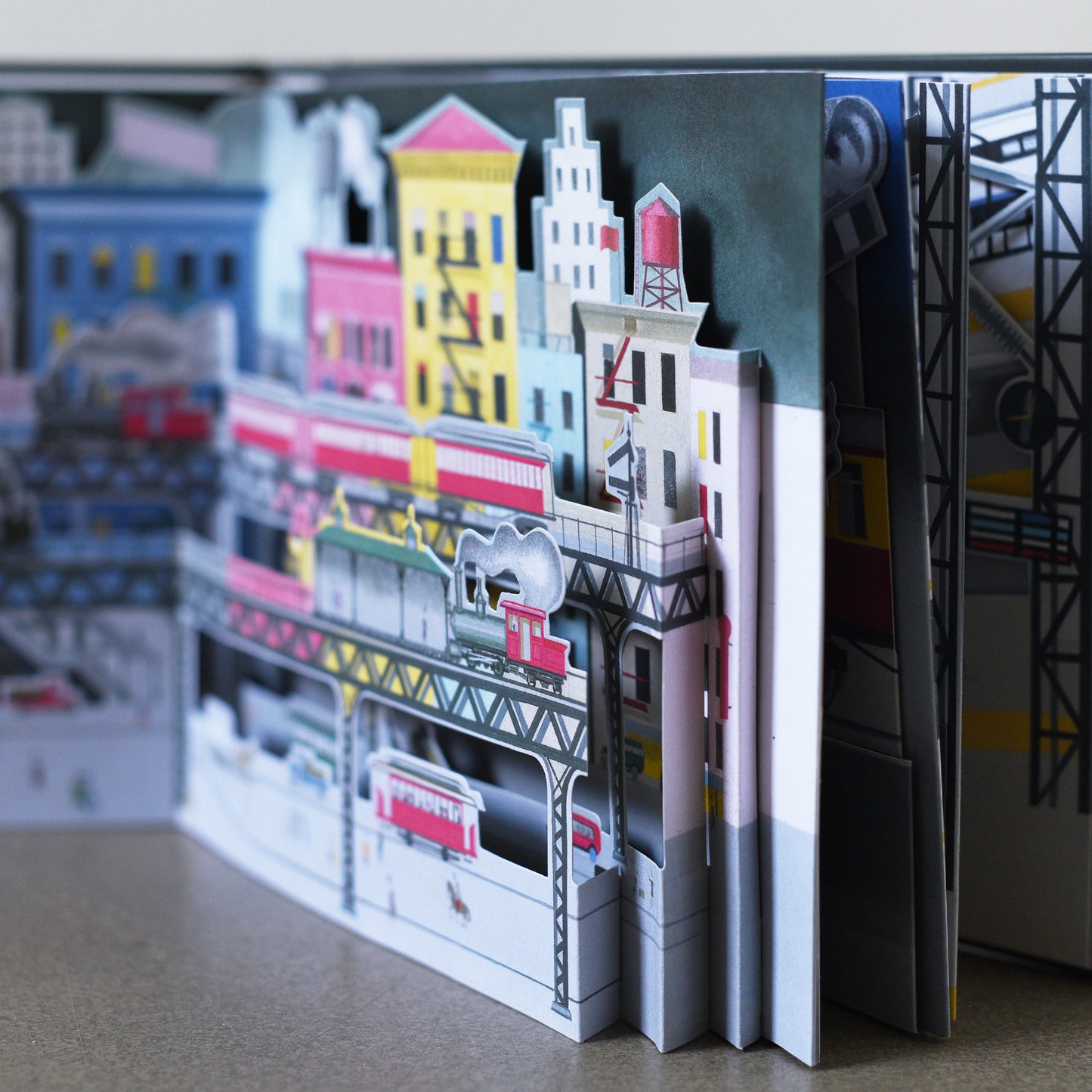 A Train Journey: A pop-up history of rail travel - Gerard Lo Monaco