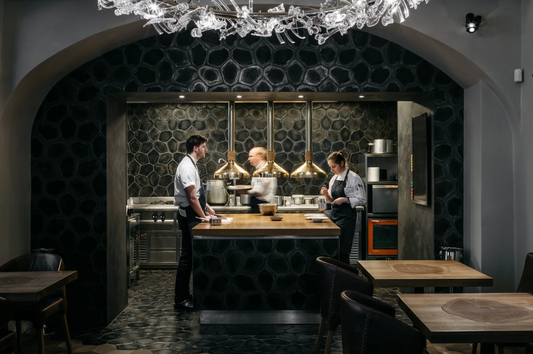 Exkluzivní předprodej jedinečné knihy z michelinské La Degustation - podepsaná, s dárkem, jen u nás