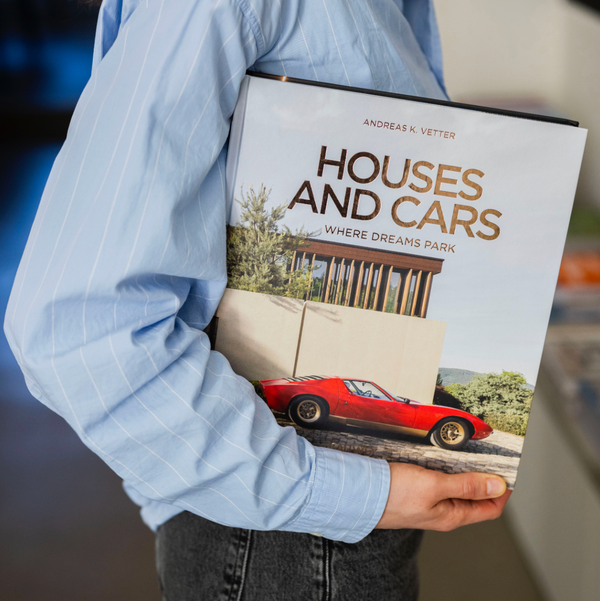 Máte vášeň pro architekturu a krásná auta?