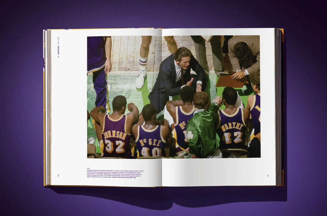 Lakers. An Official History of the Purple & Gold