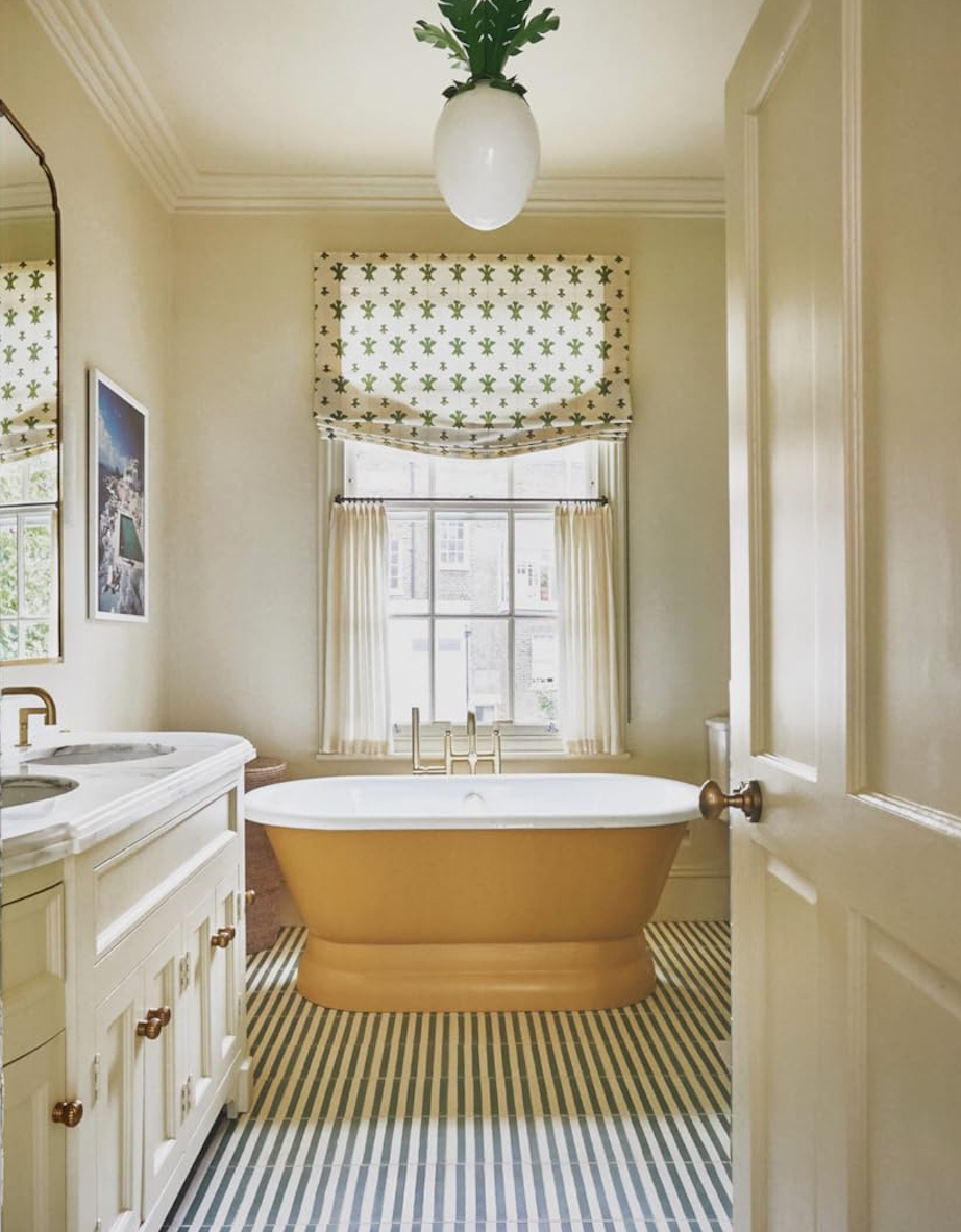 Everybody Loves Stripes: Decorating Between the Lines