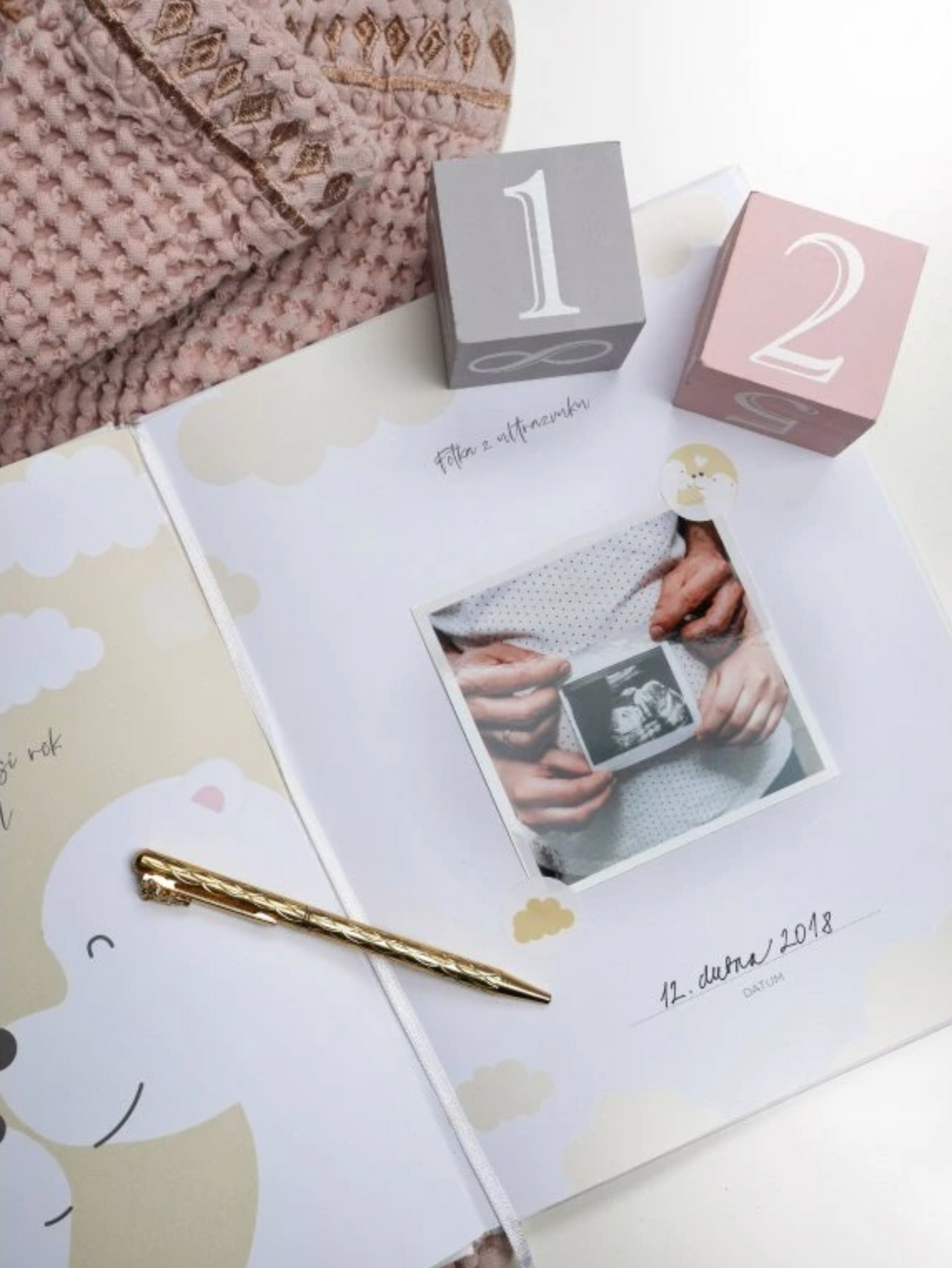 Kniha pro miminko Rok 1 | Pejsek puntík