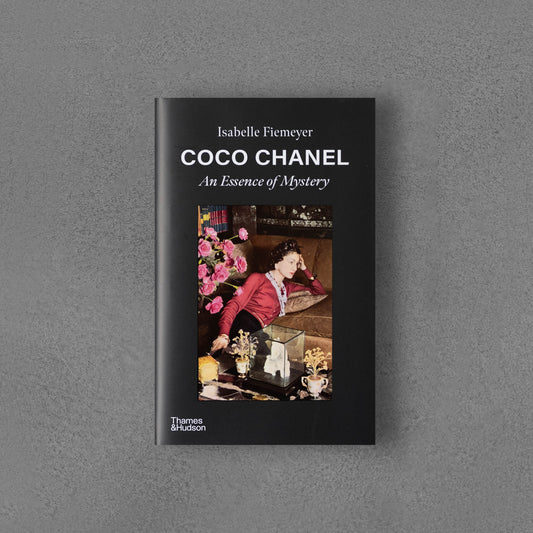 Coco Chanel, An Essence of Mystery, Isabelle Fiemeyer