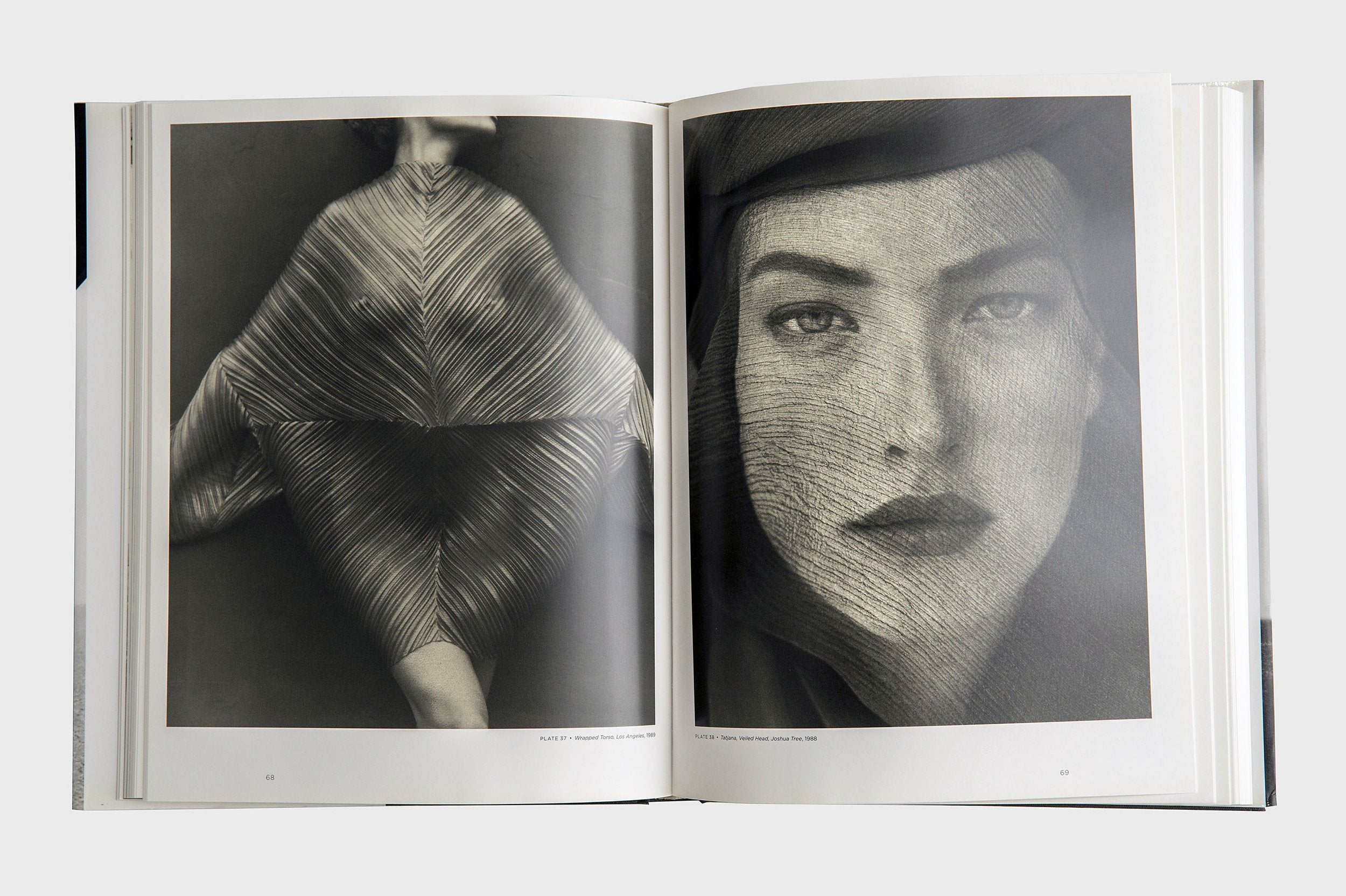 アート・デザイン・音楽 HERB RITTS L.A. STYLE / Paul Martineau Herb Ritts - L.A Style : Martineau, .: Amazon.sg: Books