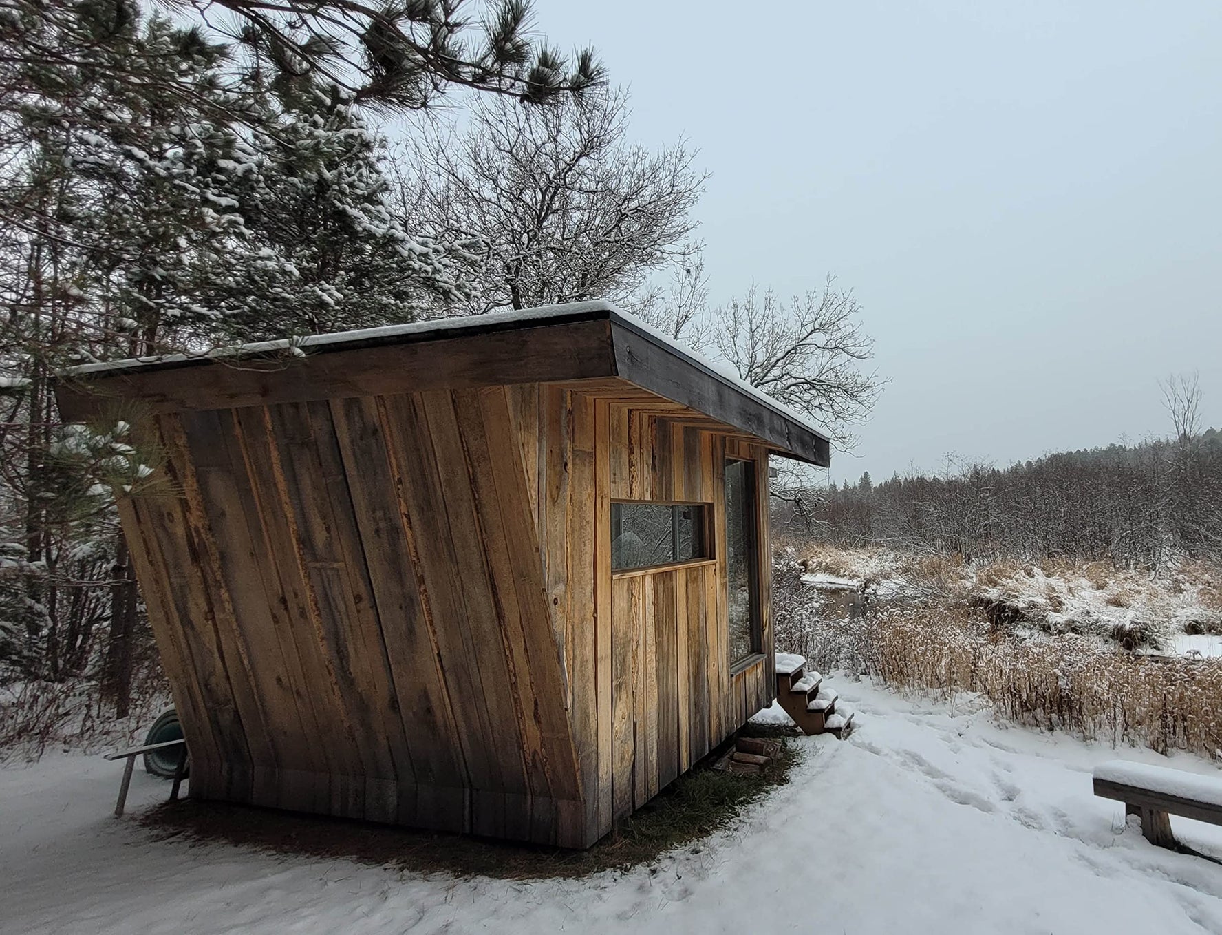 Cabin: How to Build a Retreat in the Wilderness and Learn to Live With Nature