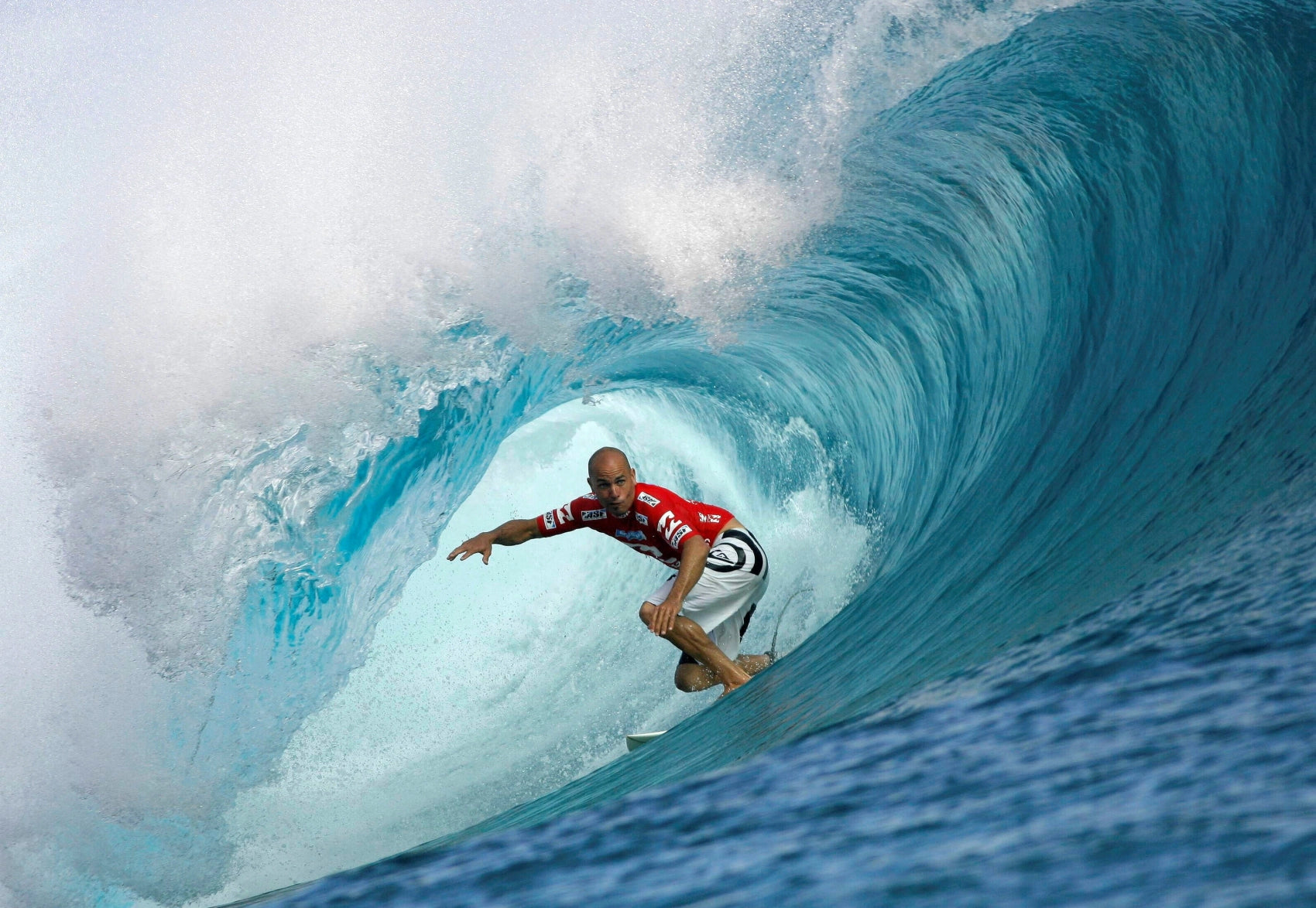 Kelly Slater: A Life of Waves