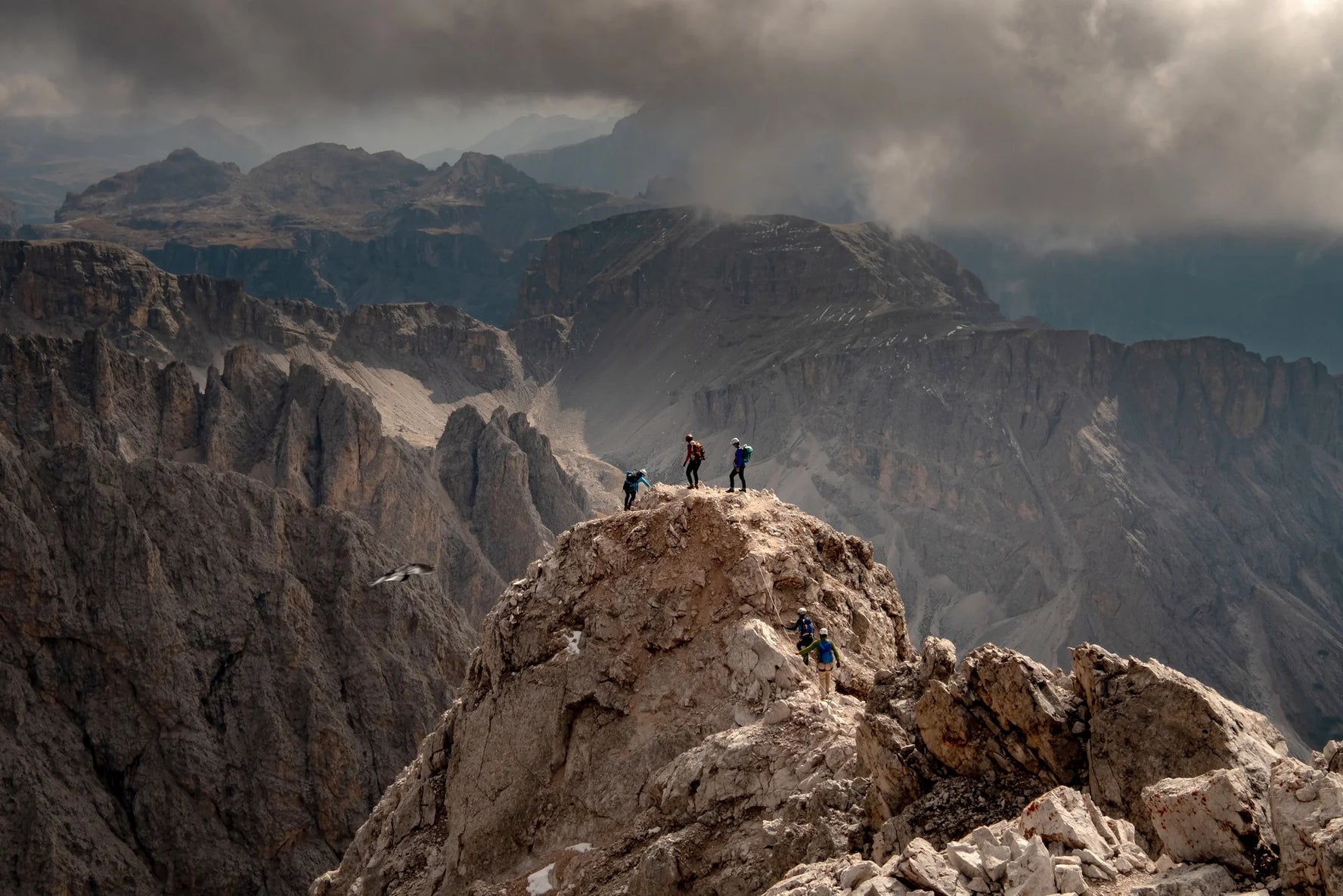 Toulky Alpami: Nejkrásnější turistické trasy, cesty a treky