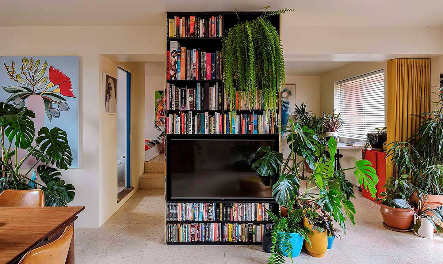 Never Too Small: Reimagining small space living – Book Therapy