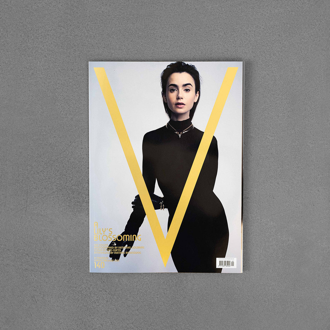 V magazine #140