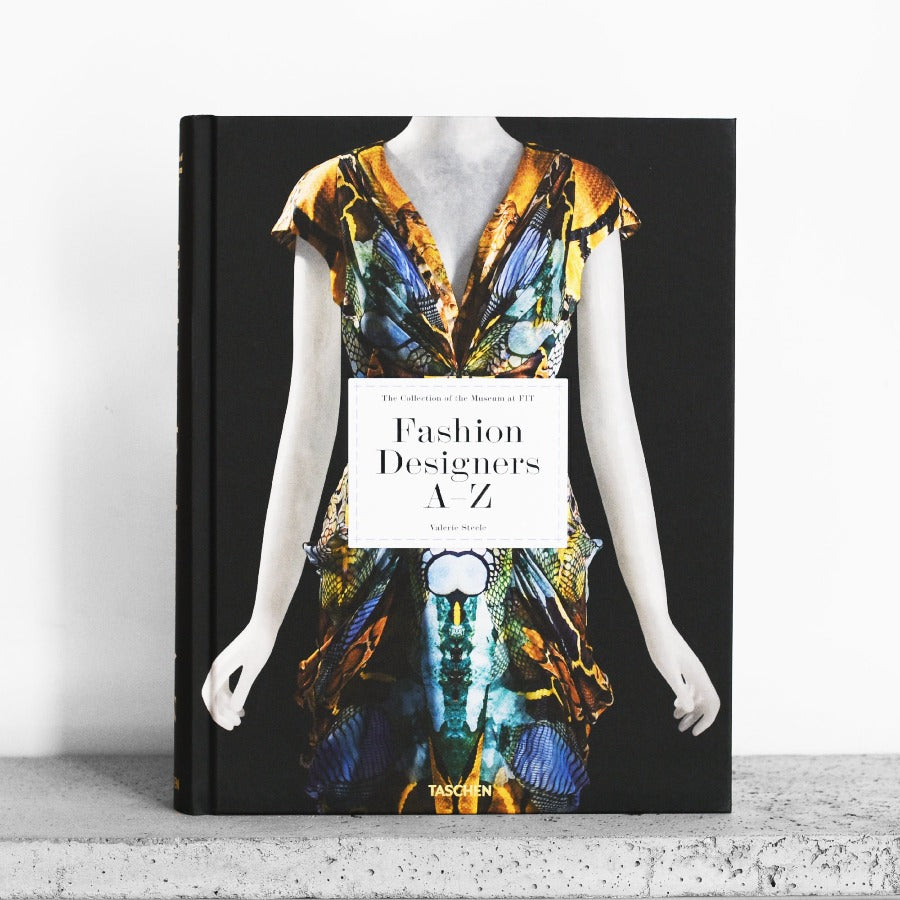 Fashion Designers A-Z - Valerie Steele