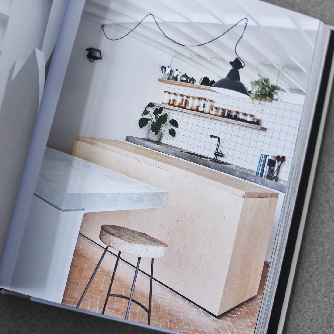Living Little: Simplicity and Style in a Small Space