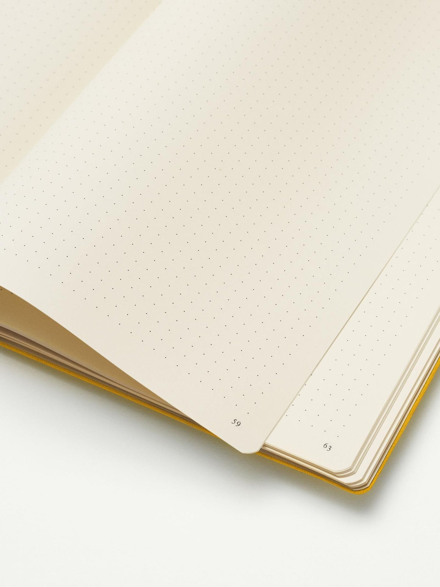 Monocle Hardcover Notebook B5 - Yellow