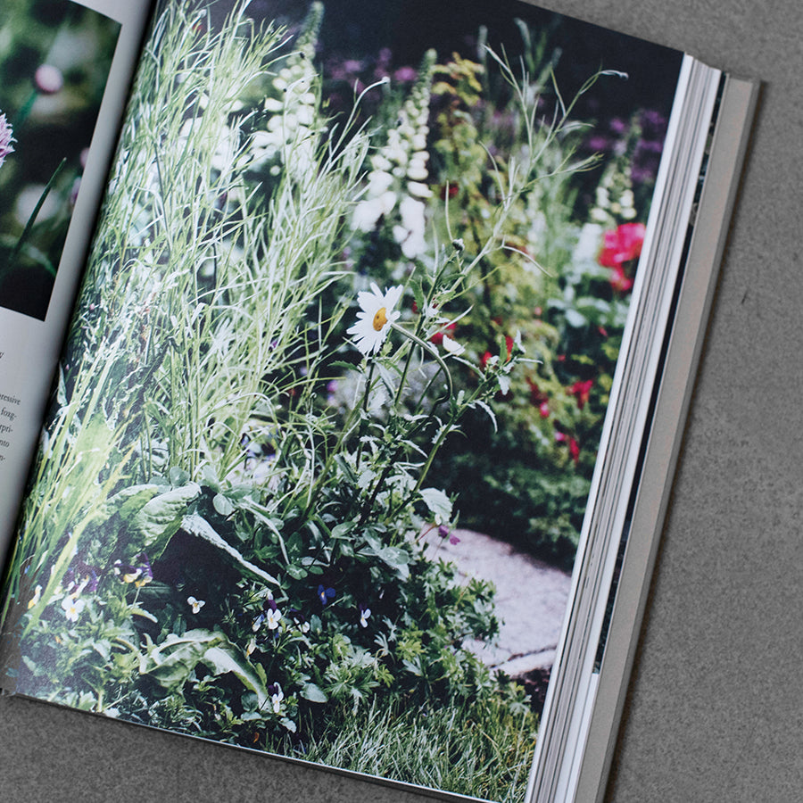 New Nordic Gardens – Book Therapy