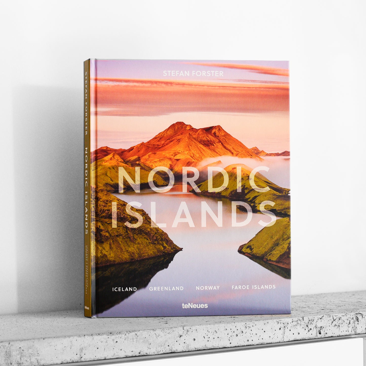 Nordic Islands - Stefan Forster