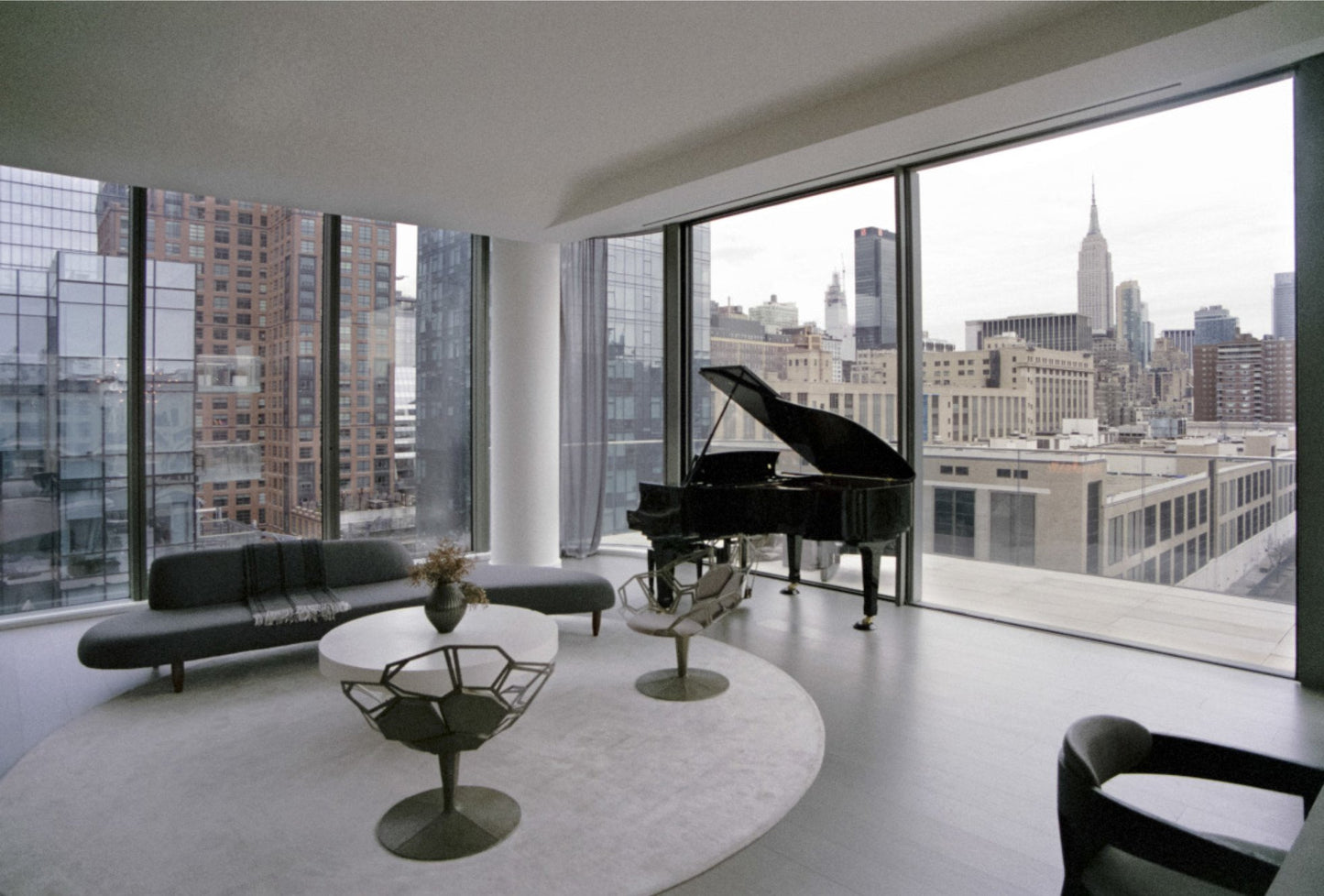 Private Views: A High-Rise Panorama of Manhattan – Andi Schmied