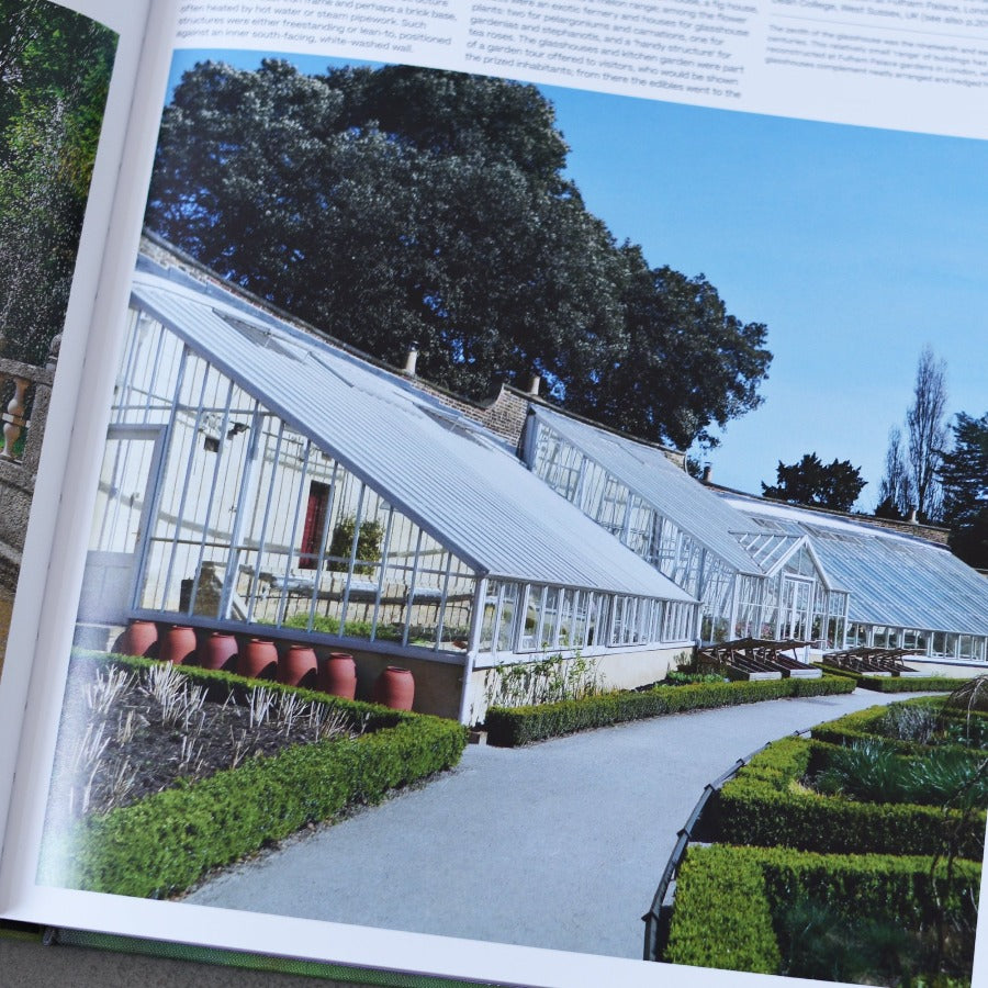 The Garden: Elements and Styles - Toby Musgrave