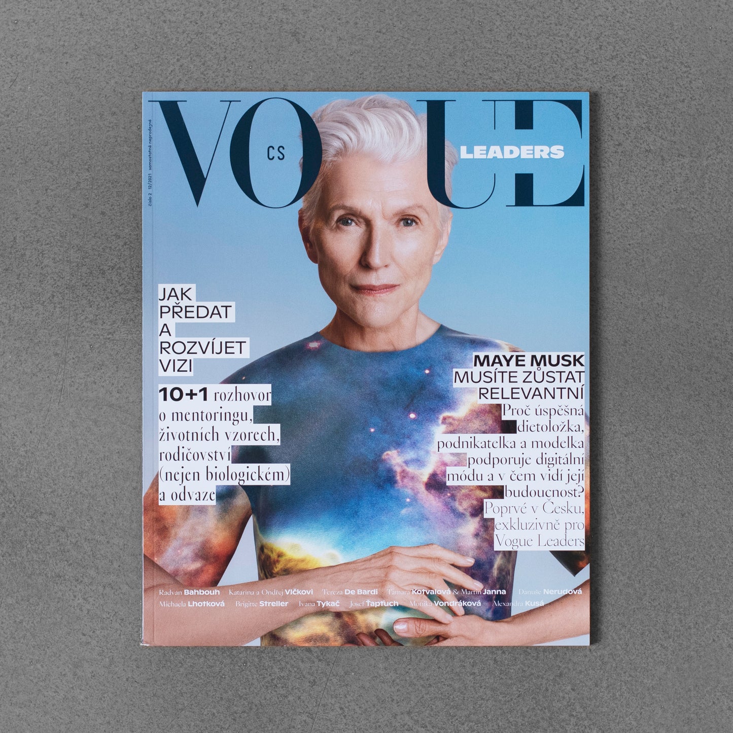 Vogue mag issue 35 12/21